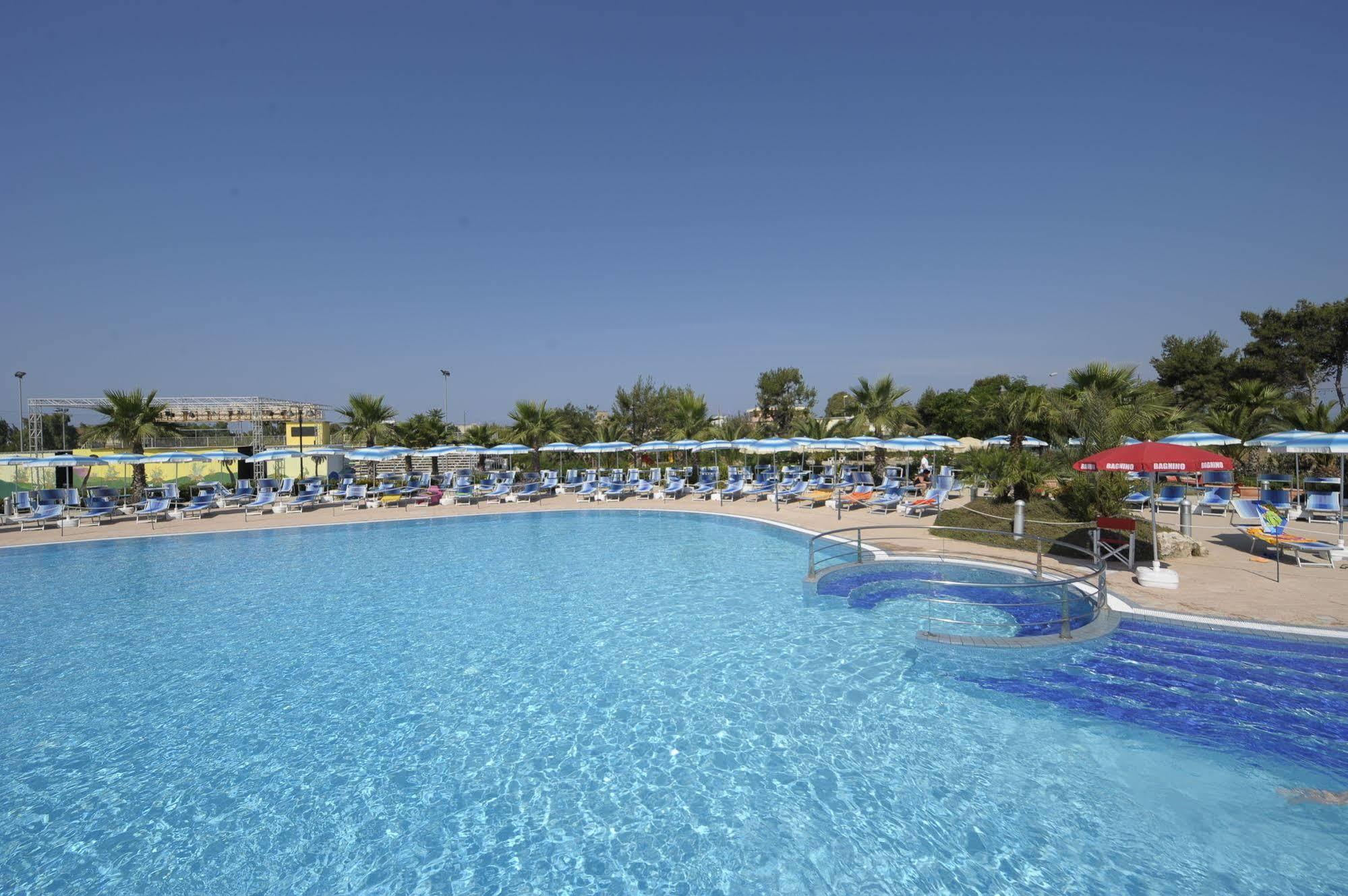 Blu Salento Village Sant Isidoro  Esterno foto